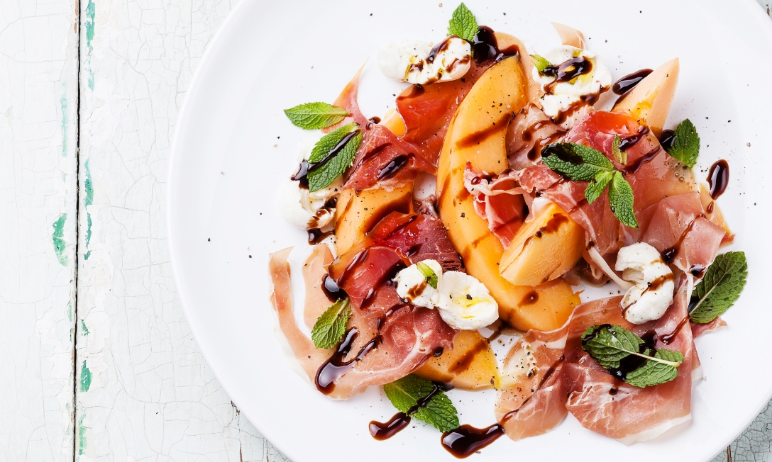  prosciutto with melon 